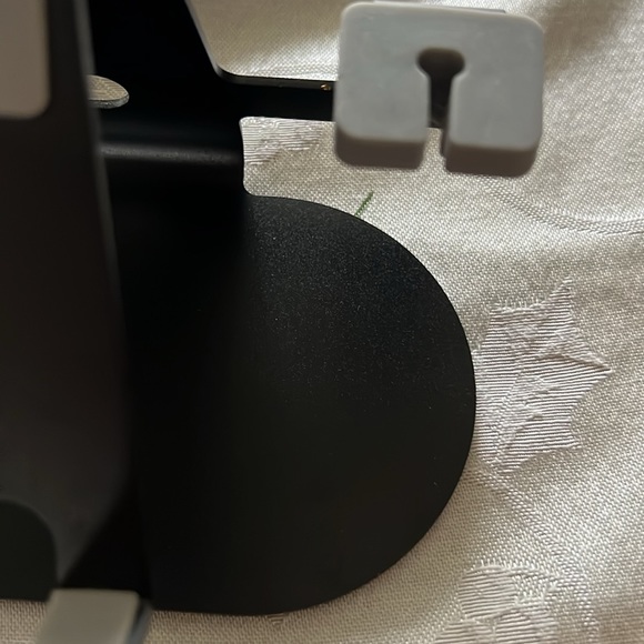 Aluminum 3-in-1 Apple Charging Dock for Smart Products - Picture 12 of 13